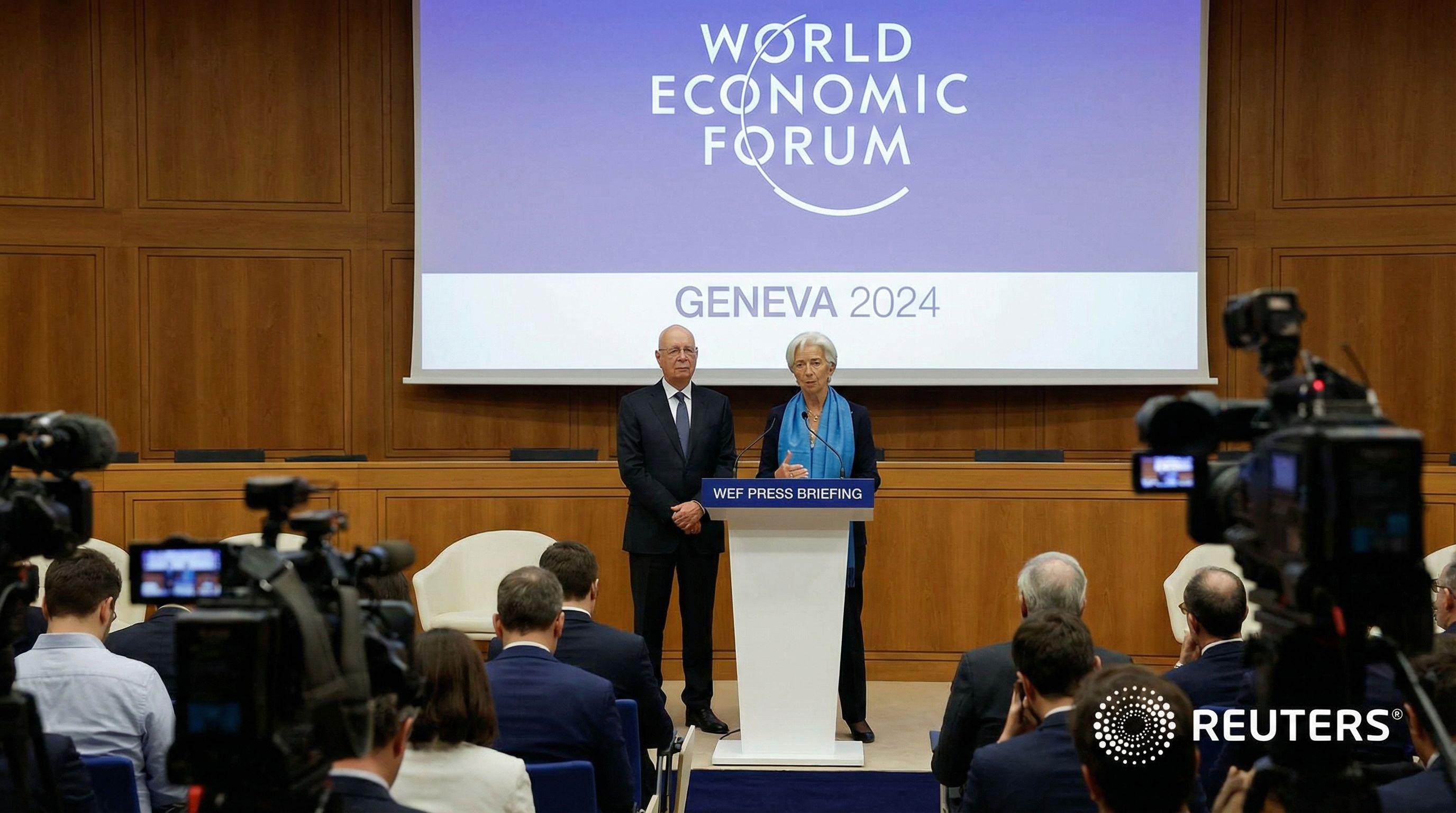 Klaus Schwab Names Christine Lagarde as Potential WEF Successor