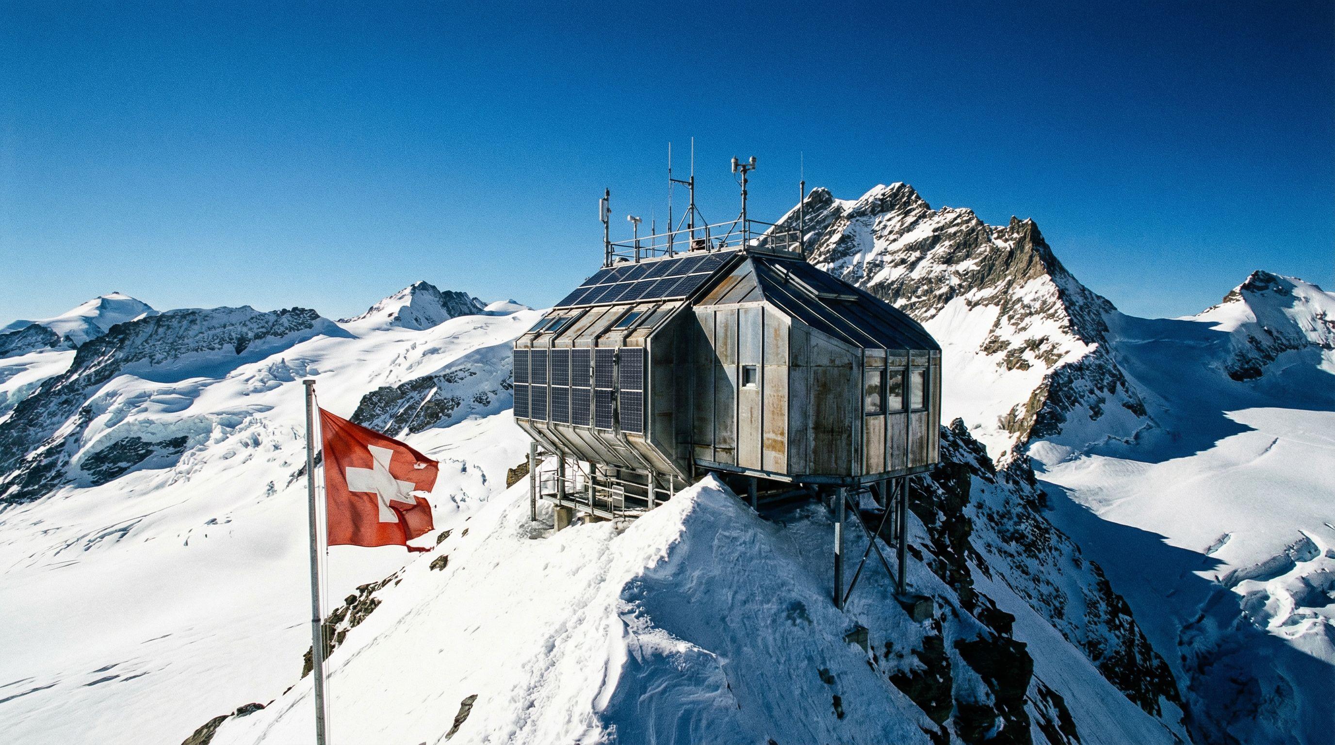 New Radioactivity Monitoring Station Opens on Jungfraujoch